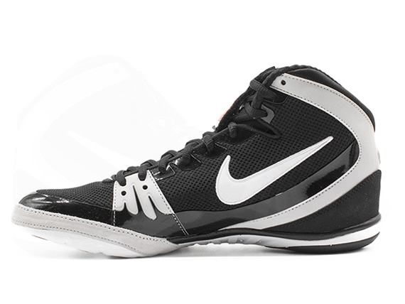 Nike Freek - Black / White (316403-011)