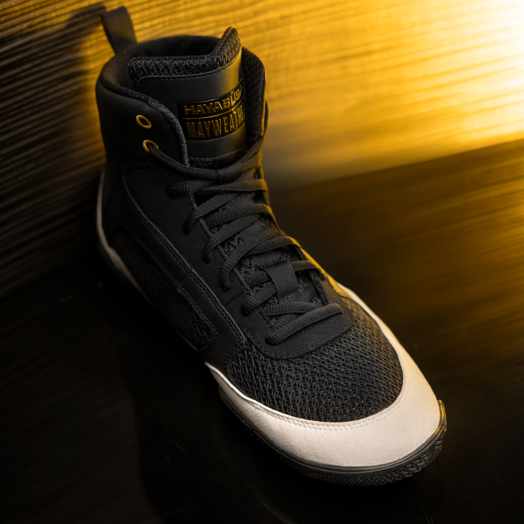 Hayabusa - Mayweather Champ Boxing Shoes Black-Gold - MWCHBS-BKGD