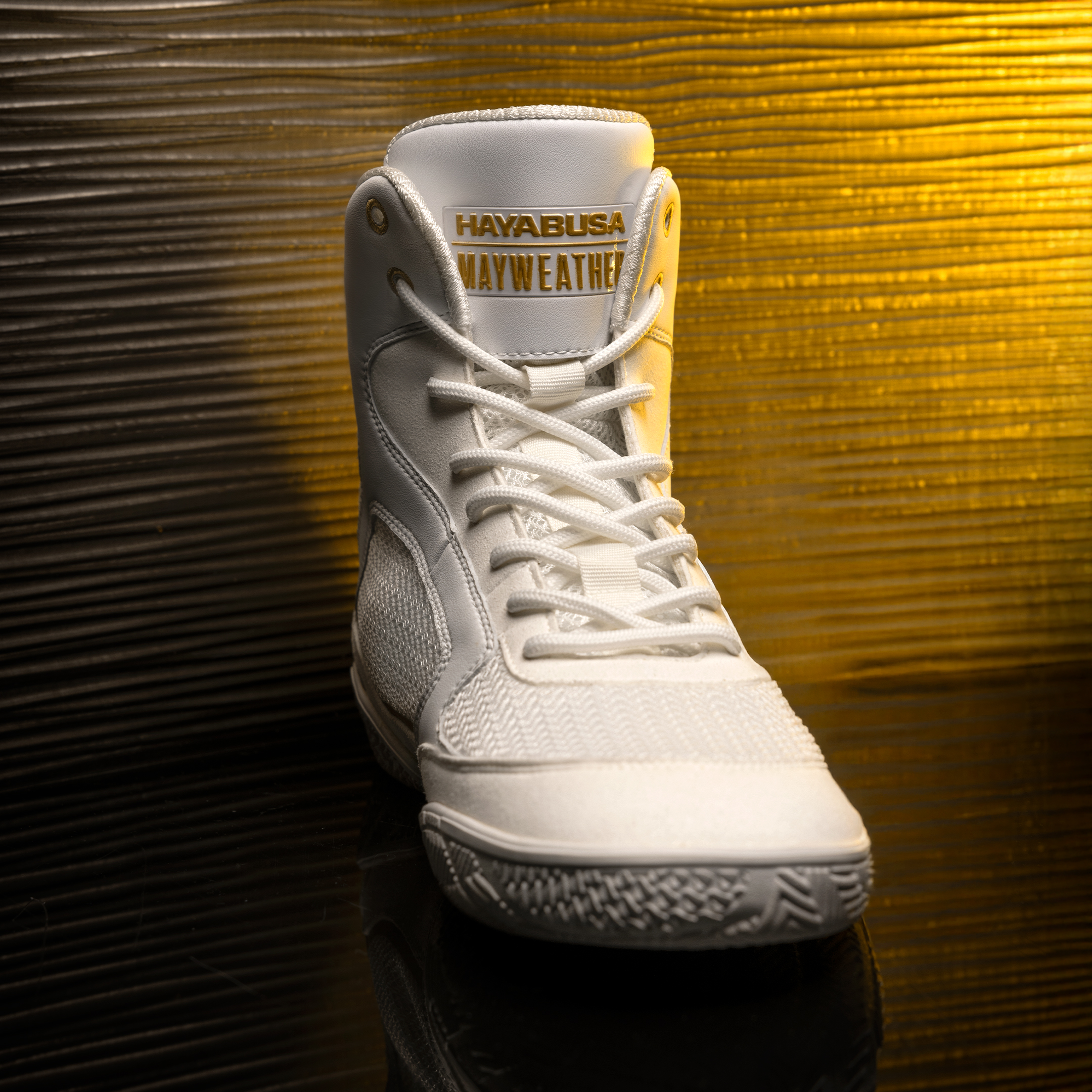 Hayabusa - Mayweather Champ Boxing Shoes White-Gold - MWCHBS-WHGD-x